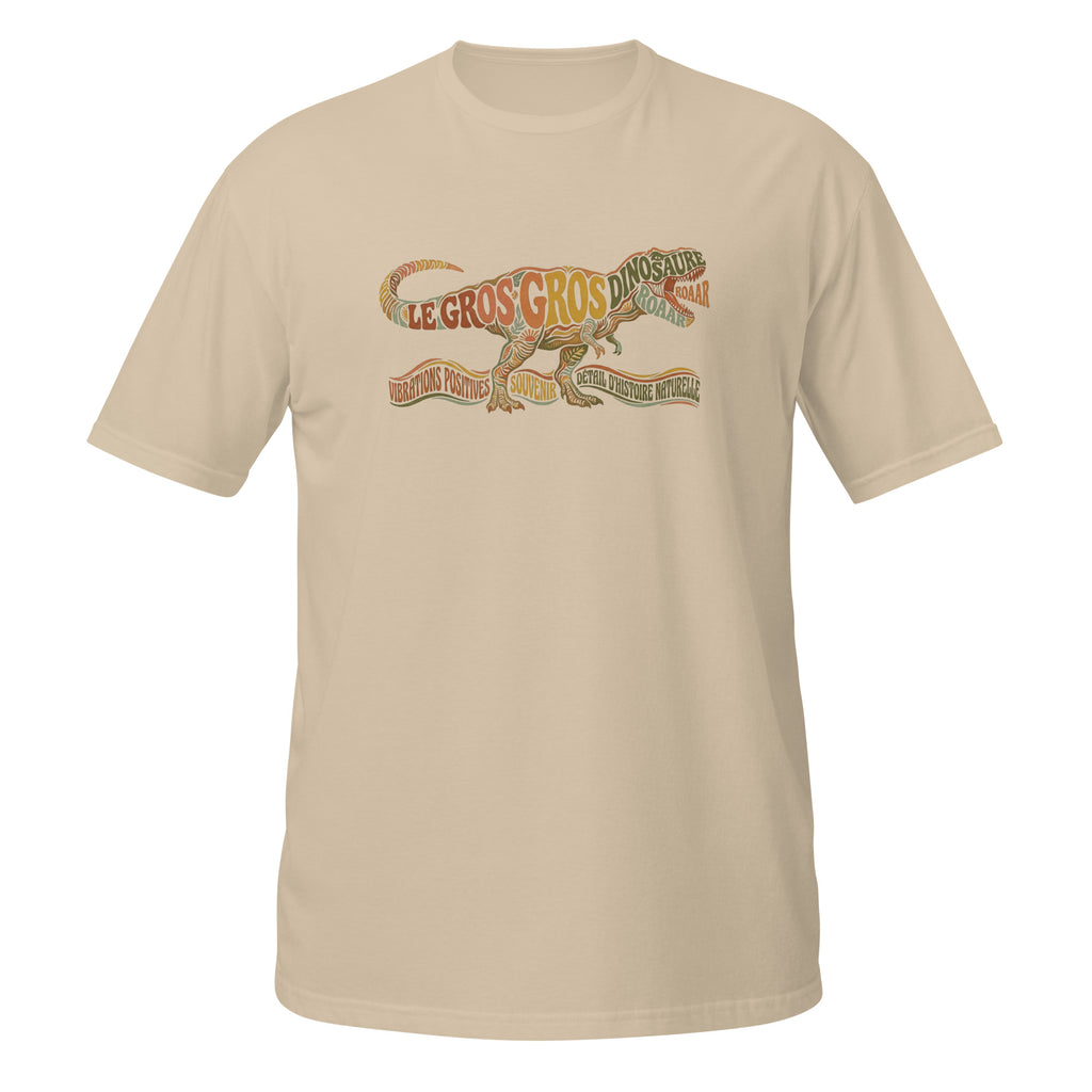T-shirt beige dinosaure au design typographique rétro "Le Gros Gros Dinosaure" avec T-Rex coloré